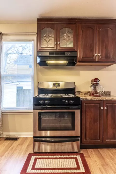 403 N Walnut St, Arrowsmith, IL 61722 photo 13