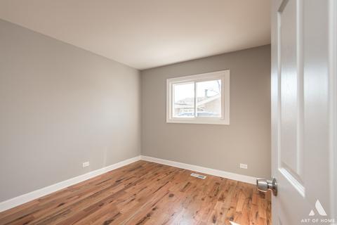 495 Glendale Ln, Hoffman Estates, IL 60169 photo 19