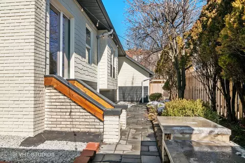 437 Addison Rd, Riverside, IL 60546 photo 26