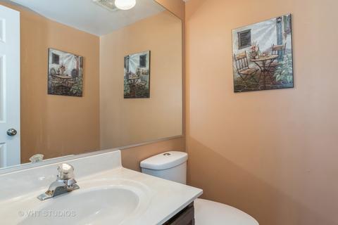 4549 Burnham Dr, Hoffman Estates, IL 60192 photo 10