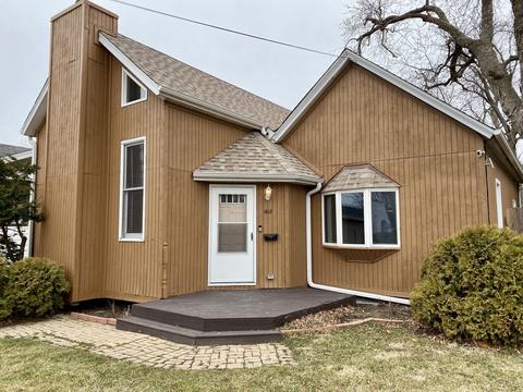 1618 E Oakland Ave, Bloomington, IL 61701 photo 3