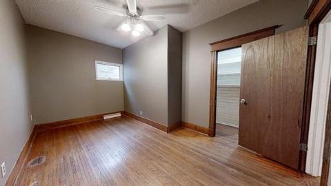 1618 E Oakland Ave, Bloomington, IL 61701 photo 20