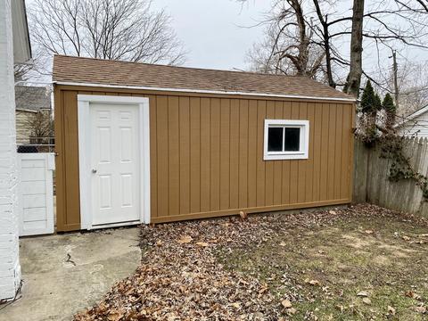1618 E Oakland Ave, Bloomington, IL 61701 photo 49