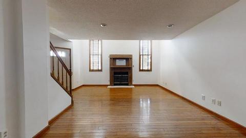 1618 E Oakland Ave, Bloomington, IL 61701 photo 9