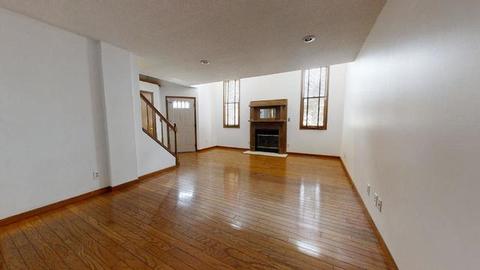 1618 E Oakland Ave, Bloomington, IL 61701 photo 8