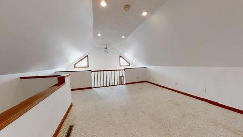 1618 E Oakland Ave, Bloomington, IL 61701 photo 37