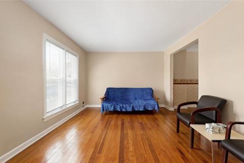 1766 Howard Ave, Des Plaines, IL 60018 photo 11