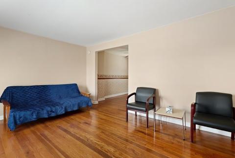 1766 Howard Ave, Des Plaines, IL 60018 photo 8