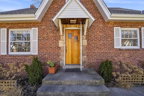 567 E Washington St, Des Plaines, IL 60016 photo 34