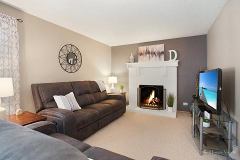 804 W Beechtree Ln, Bartlett, IL 60103 photo 9