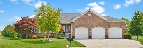7 Piney Run Ct, Bloomington, IL 61705 photo 1