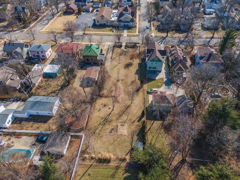 1222 E Grove St, Bloomington, IL 61701 photo 14