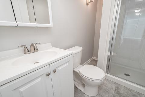 5942 Stuart Ln, Oak Forest, IL 60452 photo 16