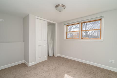 5942 Stuart Ln, Oak Forest, IL 60452 photo 23