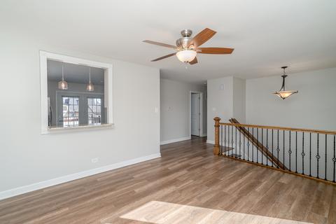 5942 Stuart Ln, Oak Forest, IL 60452 photo 11