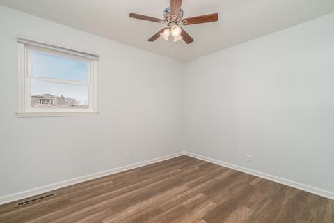 5942 Stuart Ln, Oak Forest, IL 60452 photo 12
