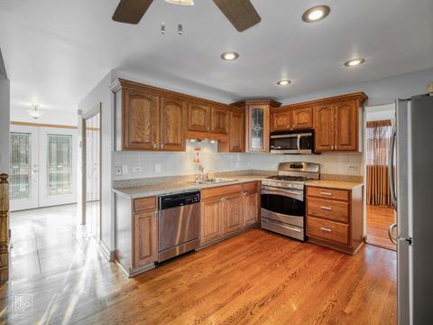 3060 190th Pl, Lansing, IL 60438 photo 9