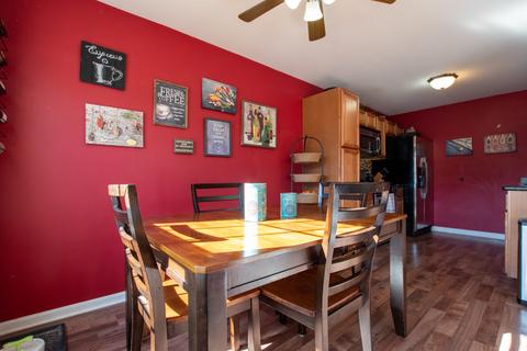 335 Buckingham Cir #A, Elgin, IL 60120 photo 5