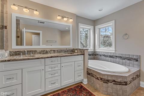 520 Hunter Rd, Glenview, IL 60025 photo 34