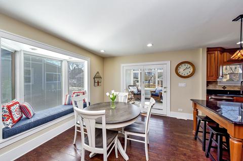 610 N Wheaton Ave, Wheaton, IL 60187 photo 8