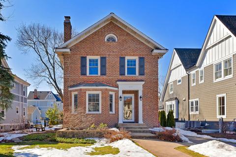 610 N Wheaton Ave, Wheaton, IL 60187 photo 1