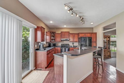 1289 Lodge Pole Ln, Normal, IL 61761 photo 4