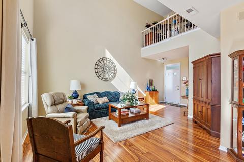 2826 Falling Waters Dr, Lindenhurst, IL 60046 photo 5