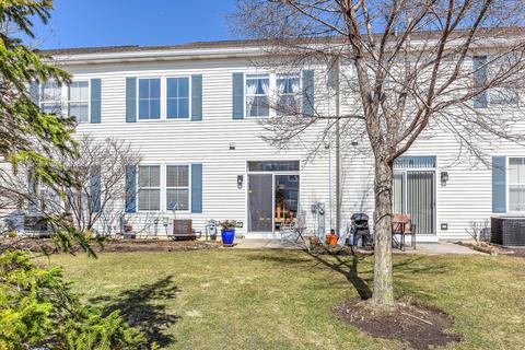2826 Falling Waters Dr, Lindenhurst, IL 60046 photo 22
