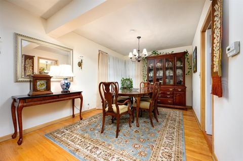 146 E Adams St, Elmhurst, IL 60126 photo 8