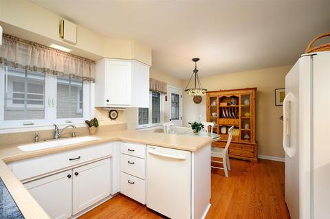 146 E Adams St, Elmhurst, IL 60126 photo 12