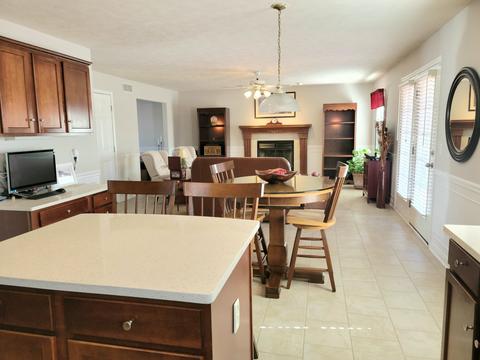 1605 Windsage Cc Ct, Normal, IL 61761 photo 4