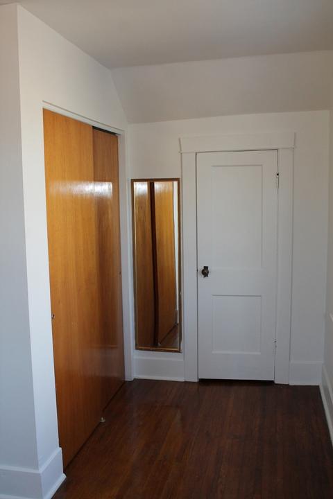 12 S Worth Ave, Elgin, IL 60123 photo 26