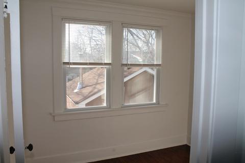 12 S Worth Ave, Elgin, IL 60123 photo 36
