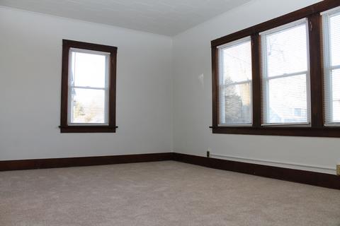 12 S Worth Ave, Elgin, IL 60123 photo 21