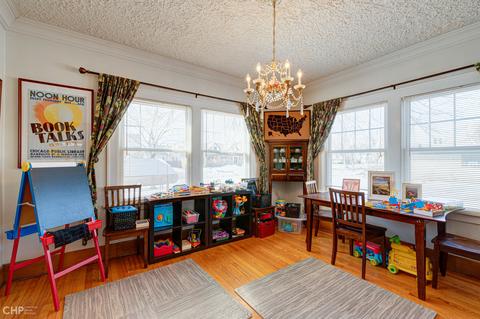 18219 School St, Lansing, IL 60438 photo 2