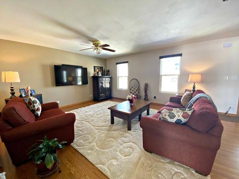 17918 Springbrook Cir, Union, IL 60180 photo 6