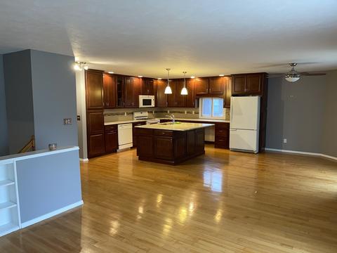 205 Garden Rd, Normal, IL 61761 photo 5