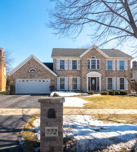 772 S River Rd, Naperville, IL 60540 photo 2