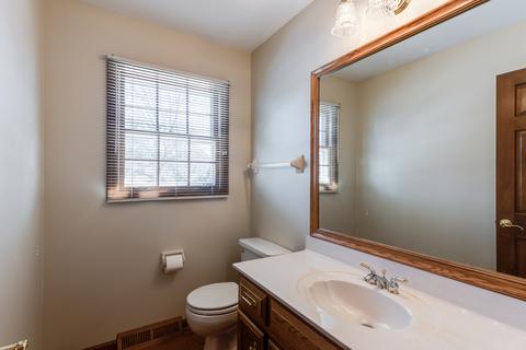 772 S River Rd, Naperville, IL 60540 photo 17