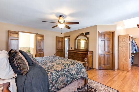772 S River Rd, Naperville, IL 60540 photo 27