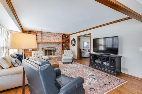 772 S River Rd, Naperville, IL 60540 photo 11