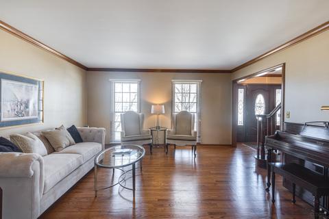 772 S River Rd, Naperville, IL 60540 photo 8