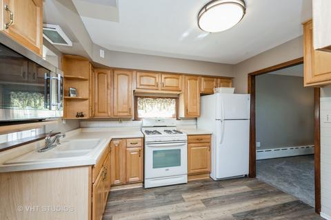 1001 Ethel St, Algonquin, IL 60102 photo 4