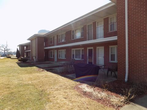 165 Dover Dr #8, Des Plaines, IL 60018 photo 2