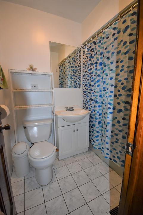 420 Illinois Blvd, Hoffman Estates, IL 60169 photo 11