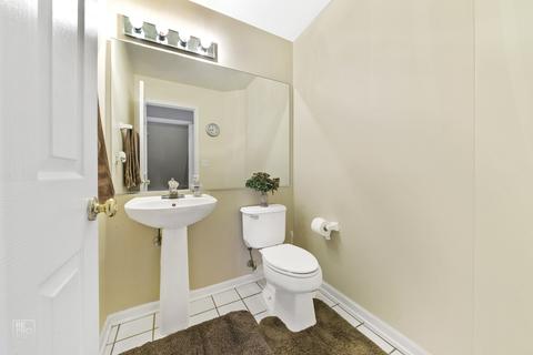 5230 Shotkoski Dr, Hoffman Estates, IL 60192 photo 21