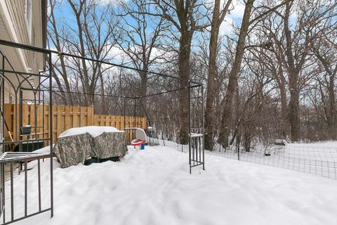 55 Pine Cir, Cary, IL 60013 photo 15