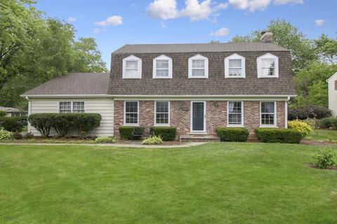 2 S037 Apache Dr, Wheaton, IL 60189 photo 2