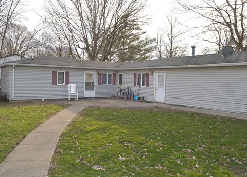 921 E North St, Clinton, IL 61727 photo 1