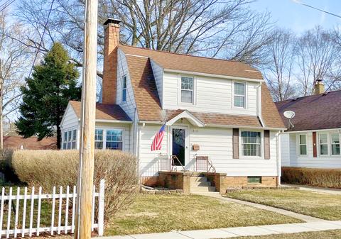 212 E Hamilton Ave, Watseka, IL 60970 photo 1